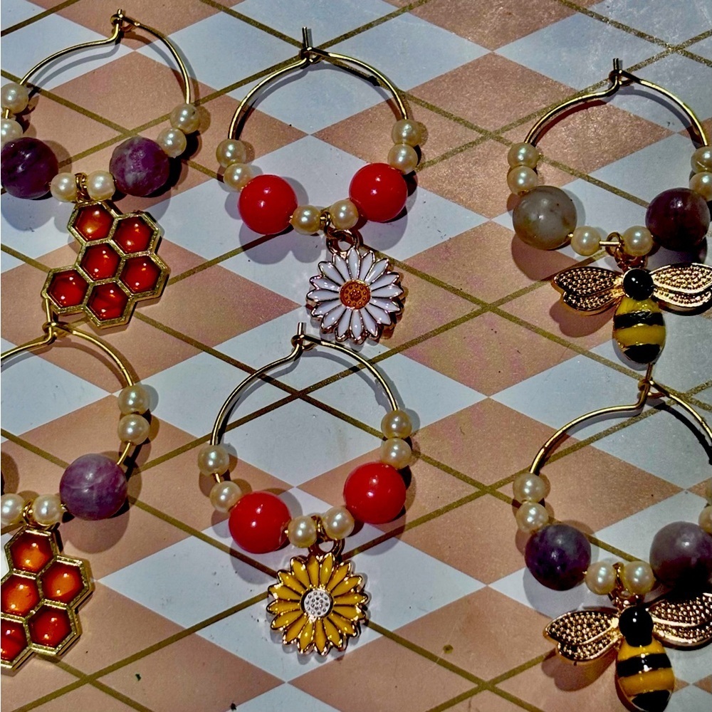Glass Wine Charms, Bee themes Wine Charms, Glass Tags,Housewarming gift